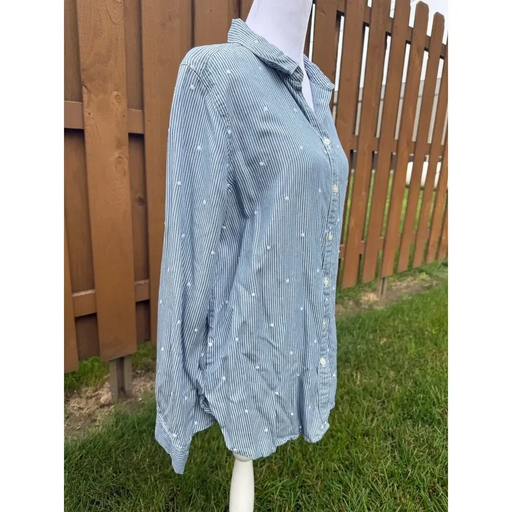 Ann Taylor Loft Blue Striped Button Down Size Medium - Picture 3 of 7